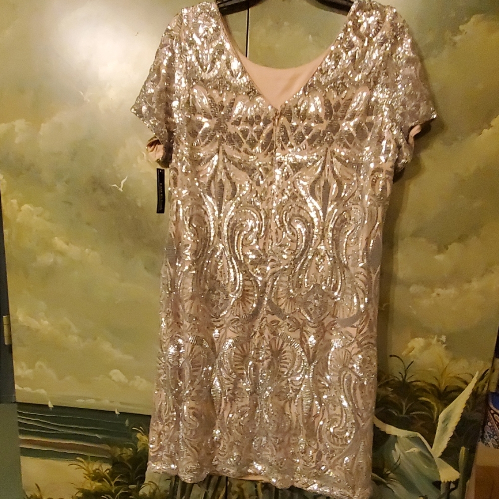 DRESS - Picture 4 of 7